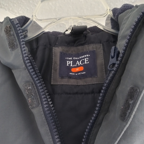 CHILDREN'S PLACE Toddler hoodie - Picture 3 of 3